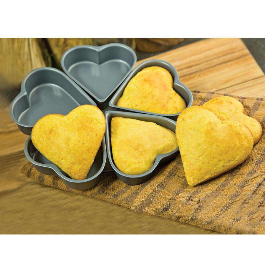 Cake Pans * | Preferred Non-Stick Linked Heart Pan By Fox Run