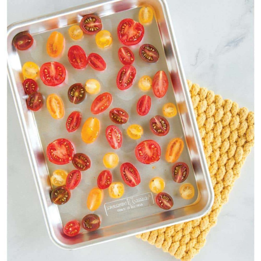 Baking Sheets * | Naturals Quarter Aluminum Baking Sheet By Nordic Ware